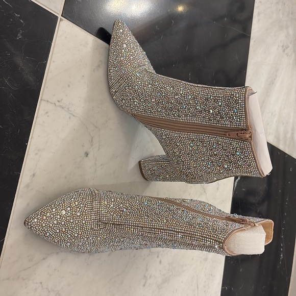 Betsey Johnson Boots New - Picture 13 of 13